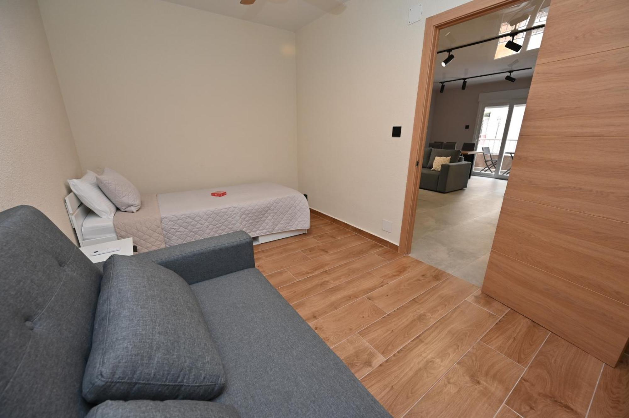 Golden-Apartment Торевиеха Екстериор снимка